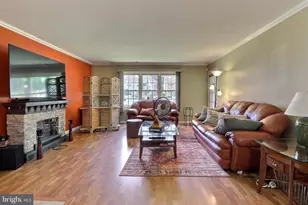 1807 Sedgefield Dr, Mount Laurel, NJ 08054 - Photo 2