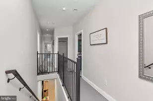 403 Carpenter St, Bordentown, NJ 08505 - Photo 14