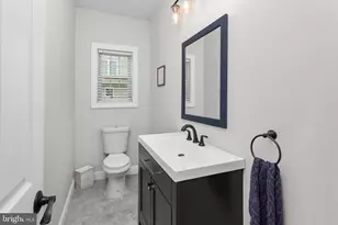 403 Carpenter St, Bordentown, NJ 08505 - Photo 12