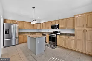 13 Grand Banks Cir, Evesham, NJ 08053 - Photo 10
