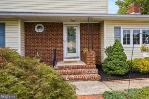 14 Independence Dr, Bordentown, NJ 08505 - Photo 4