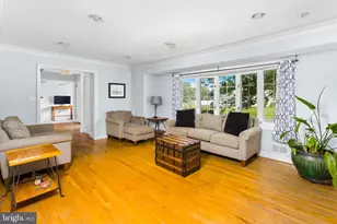 14 Independence Dr, Bordentown, NJ 08505 - Photo 8