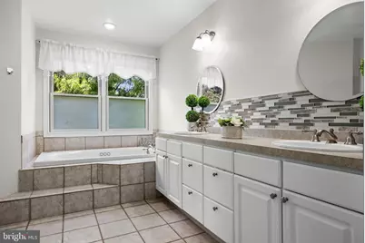 4 Candlelight Drive, Beverly, NJ 08010 - Photo 22