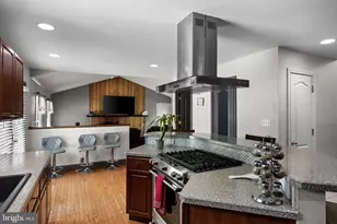 4 Candlelight Dr, Beverly, NJ 08010 - Photo 16