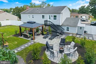 6 Independence Dr, Bordentown, NJ 08505 - Photo 32