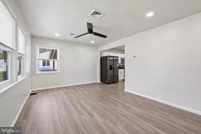 409 Illinois Avenue, Delanco, NJ 08075 - Photo 4