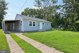 409 Illinois Ave, Delanco, NJ 08075 - Photo 2