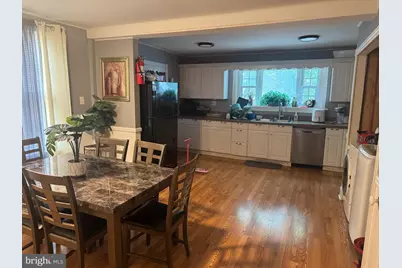 248 W Union Street, Burlington, NJ 08016 - Photo 2