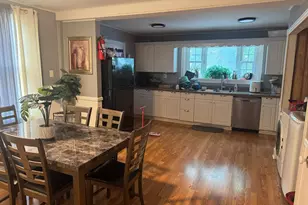 248 W Union St, Burlington, NJ 08016 - Photo 2