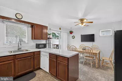 2206 Walnut Avenue, Hainesport, NJ 08036 - Photo 10