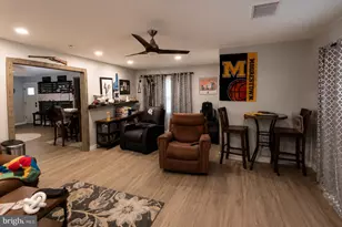 138 Crestview Dr, Willingborough, NJ 08046 - Photo 14