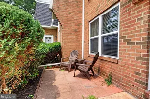 1045 Harbour Dr, Palmyra, NJ 08065 - Photo 2