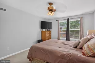 1045 Harbour Dr, Palmyra, NJ 08065 - Photo 14