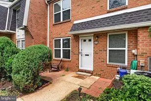1045 Harbour Dr, Palmyra, NJ 08065 - Photo 1