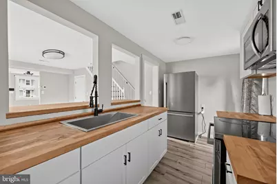833 W 2nd Street, Florence, NJ 08518 - Photo 8
