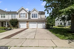 124 Buckingham Way, Mount Laurel, NJ 08054 - Photo 2