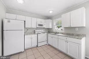 11 Sedgwick Ln, Willingboro, NJ 08046 - Photo 8