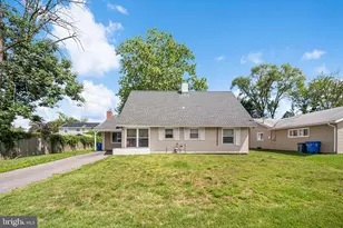 11 Sedgwick Ln, Willingboro, NJ 08046 - Photo 1