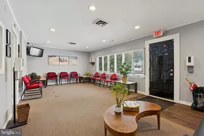81 Somerset Drive, Willingboro, NJ 08046 - Photo 2