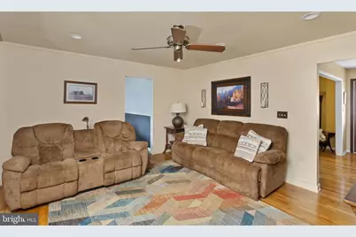 8 W Point Drive, Bordentown, NJ 08505 - Photo 16