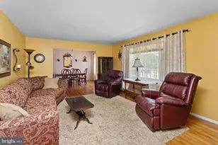 8 W Point Dr, Bordentown, NJ 08505 - Photo 6