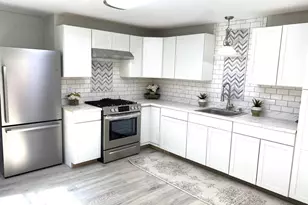 48 Elizabeth St, Bordentown, NJ 08505 - Photo 1