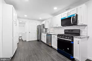 524 York St, Burlington, NJ 08016 - Photo 1