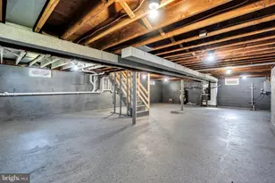 33 W 2nd St, Burlington, NJ 08016 - Photo 40