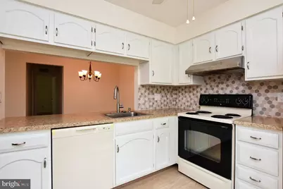 4304-B Adelaide Drive, Mount Laurel, NJ 08054 - Photo 4
