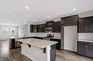 5 Verona Ln, Mount Laurel, NJ 08054 - Photo 4