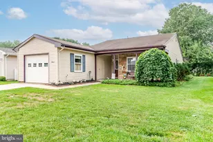 13 Sheffield Pl, Southampton, NJ 08088 - Photo 1