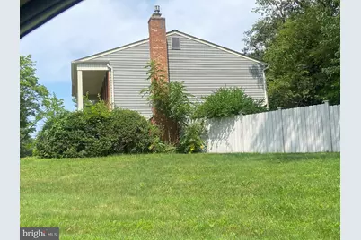18 Fairmount Drive, Willingboro, NJ 08046 - Photo 2