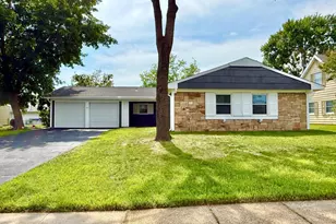 15 Garrett Ln, Willingboro, NJ 08046 - Photo 2