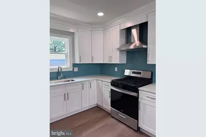 423 W Broad Street, Palmyra, NJ 08065 - Photo 8