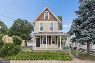 423 W Broad St, Palmyra, NJ 08065 - Photo 1