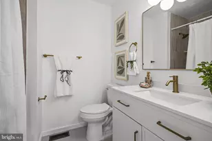 1 Dickson Dr, Medford, NJ 08055 - Photo 34