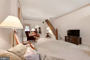 338 E Union St, Burlington, NJ 08016 - Photo 6