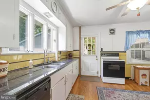 42 Devon Rd, Mount Holly, NJ 08060 - Photo 10