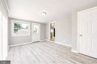 203 Blue Jay Lane, Mount Holly, NJ 08060 - Photo 6