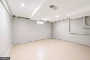 203 Blue Jay Ln, Mount Holly, NJ 08060 - Photo 16
