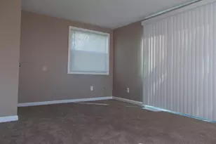 203 Blue Jay Ln, Mount Holly, NJ 08060 - Photo 6