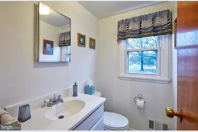 813 Columbus Road, Burlington, NJ 08016 - Photo 18