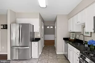 2301 Gramercy Way, Mount Laurel, NJ 08054 - Photo 12