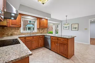 142 Foxwood Dr, Moorestown, NJ 08057 - Photo 16
