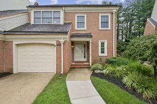 142 Foxwood Dr, Moorestown, NJ 08057 - Photo 4