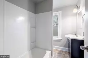 243 Conover St, Burlington, NJ 08016 - Photo 8