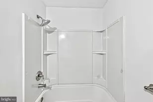 2 Barnwell Ln, Willingboro, NJ 08046 - Photo 16