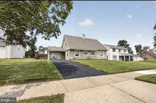 37 Princeton Ln, Willingboro, NJ 08046 - Photo 1