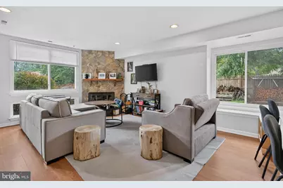 301 Barton Run Boulevard, Marlton, NJ 08053 - Photo 6