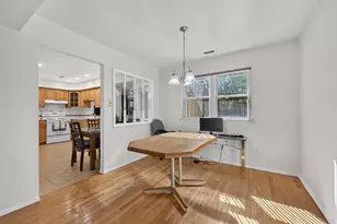 325 Carleton Ln, Mount Laurel, NJ 08054 - Photo 12